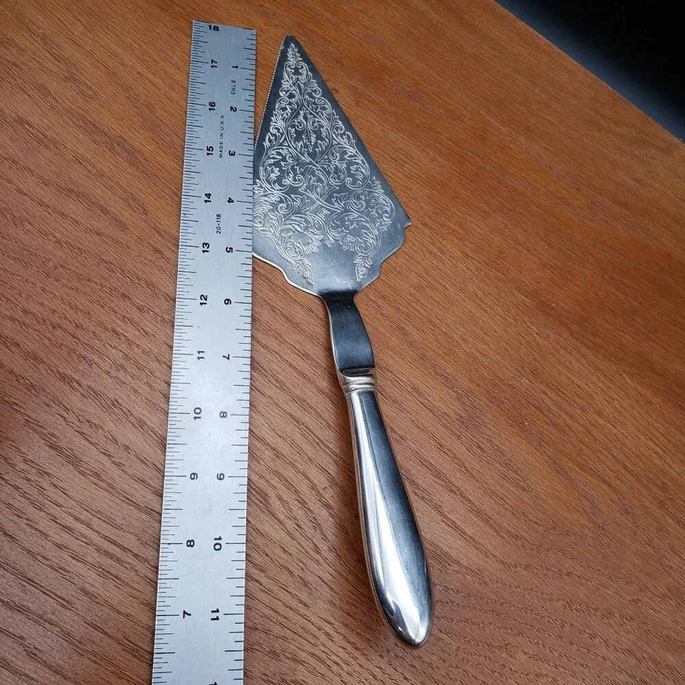 Vintage Leonard Silverplate Pie Server Engraved Cake Dessert Server